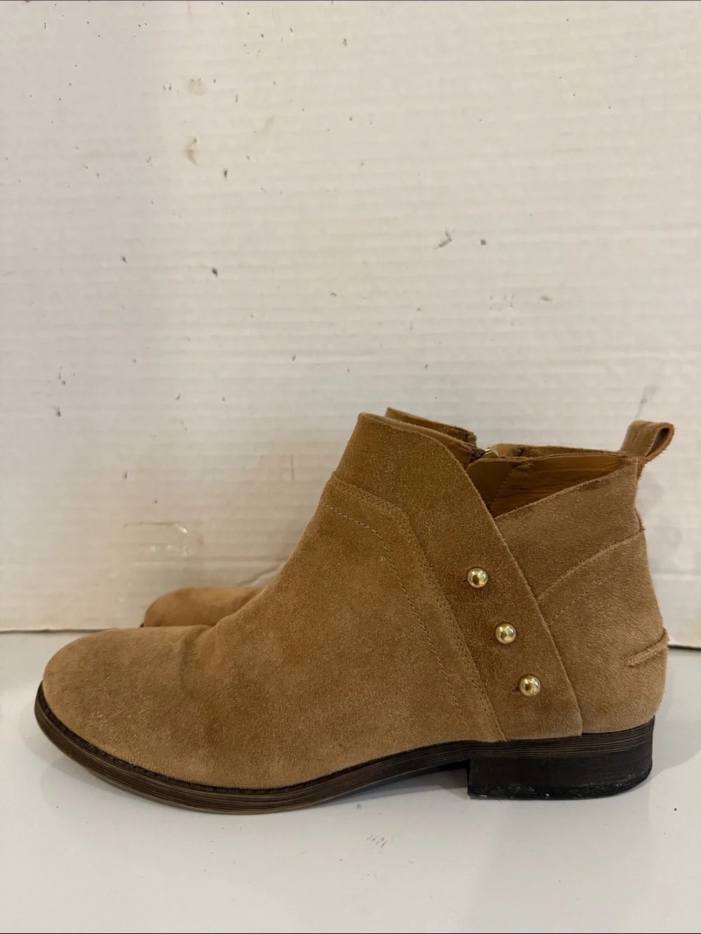 Franco Sarto Kelton Tan Suede Ankle Booties with Gold Studs (sz 9)